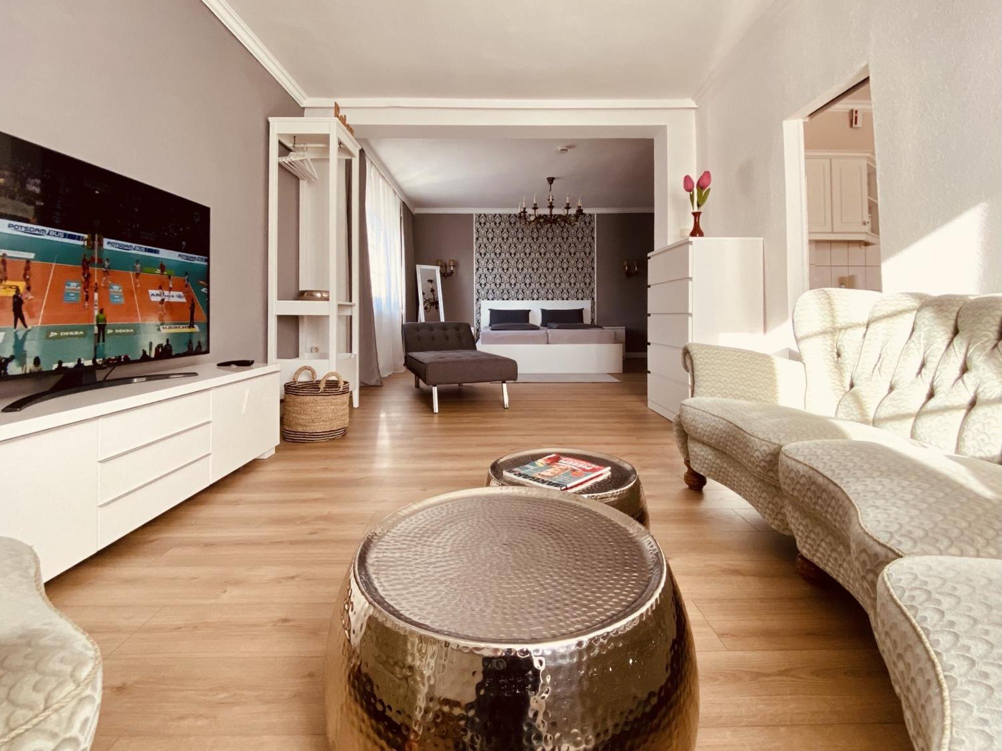 Casa Rehse I Stilvolles Apartment I 24H-Self-Check-In I Kostenlos Parken & Wlan I 55-Zoll-Smart&Kabel-Tv I Oepnv Эрфурт Экстерьер фото