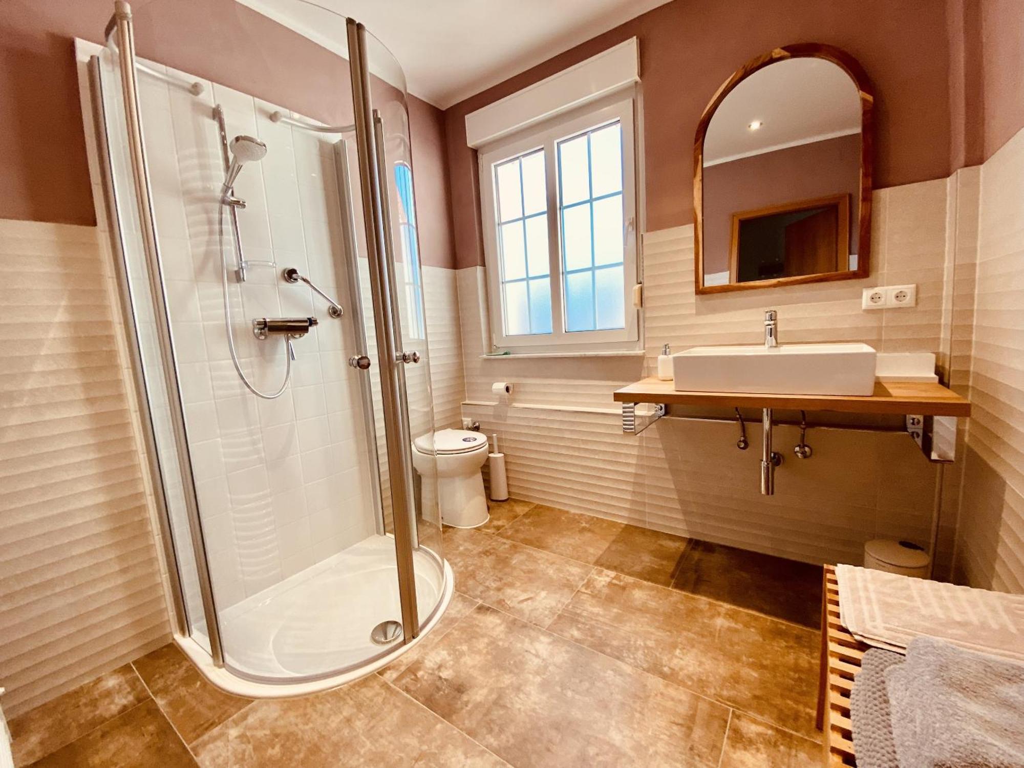 Casa Rehse I Stilvolles Apartment I 24H-Self-Check-In I Kostenlos Parken & Wlan I 55-Zoll-Smart&Kabel-Tv I Oepnv Эрфурт Экстерьер фото