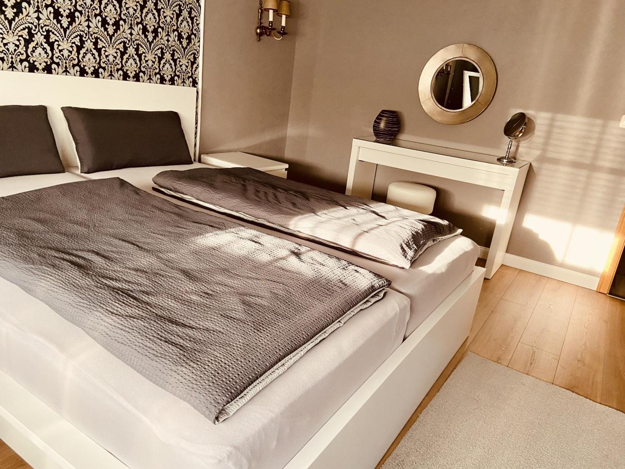 Casa Rehse I Stilvolles Apartment I 24H-Self-Check-In I Kostenlos Parken & Wlan I 55-Zoll-Smart&Kabel-Tv I Oepnv Эрфурт Номер фото